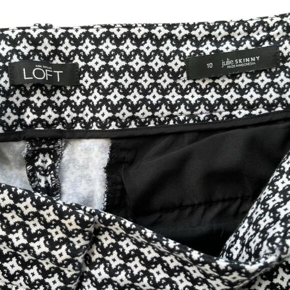 LOFT Julie Skinny Ankle Pants Black & White Geometric Print Size 10 - Picture 6 of 10